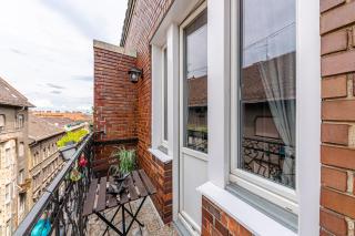 Designer Boho Loft 2BA 2BR AC Balcony - 6