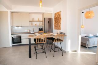 Mediterranean Blue Suites & Villa - Blue Bay Suite - 5