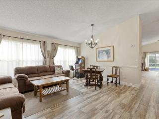 Minutes from Disney, 4bd 3B, Private Pool and Games - 520 - 6