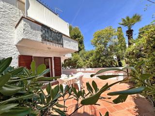 232 - Appartamento Bilocale al TAUNUS con portico e ampio giardino condominiale - SPIAGGIA inclusa nel prezzo - 0