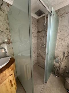 EtnoLux Apartmani - Živinice - 4