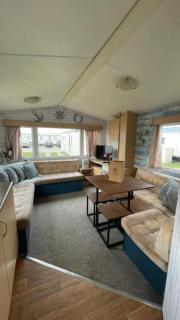 Adventure Van 6 berth St Osyth Beach Park - Saint Osyth - 0