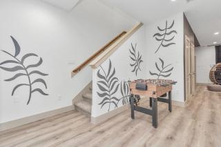 Themed Unit 4BD 3BA Near NRG HOU Med Center S - Houston - 4