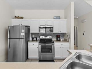 No Resort Fee, Near Disney, 4 Bd with Private Pool - 8