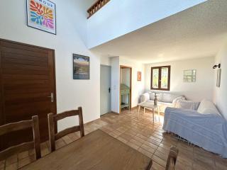 LES TAMARIS Maison pour 6 personnes dans domaine privé avec piscine à La Londe-Les-Maures - 6