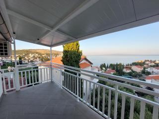 Apartments Maja Okrug Gornji - 9