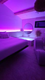 Le Clos des Délices - Love Room - Chambre avec spa, terrasse et parking privatif - Aubagne - 9