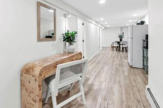 Petite 2BR Gem Mins to NYC Cafes Light Rail - Jersey City - 5
