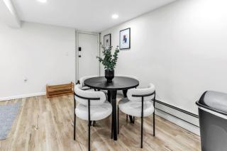 Petite 2BR Gem Mins to NYC Cafes Light Rail - Jersey City - 2