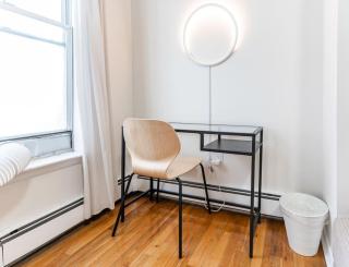 Welcoming Sunlit Room Near NYC Trans Cafe Rest. - Jersey City - 2