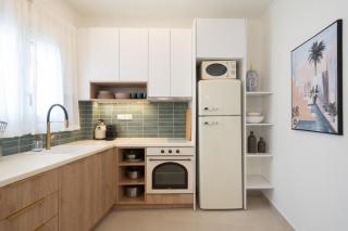 2BR Beatiful Apt In Thissio Near Agora & Acropolis - 1