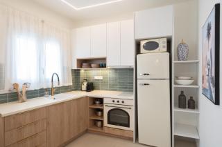 2BR Beatiful Apt In Thissio Near Agora & Acropolis - Athene - 9