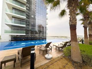 Damac Carson B Studio, Scenic & Serene Stay - 0