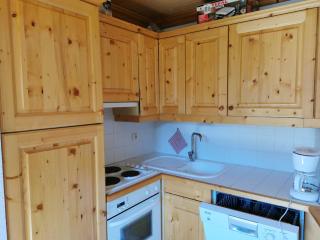 Vaste Appt 2 ch + cabine, 200m des pistes, parking, balcon sud, non-fumeur - FR-1-355-183 - 2