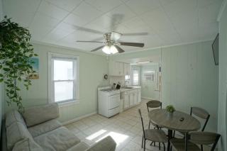 Cozy 1st Floor apt blocks from Beach Boardwalk 1 - Wildwood - 0