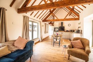 Wyns Barn - 6