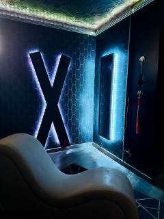 La Suite 1920 - Jacuzzi privé & Donjon - - 9