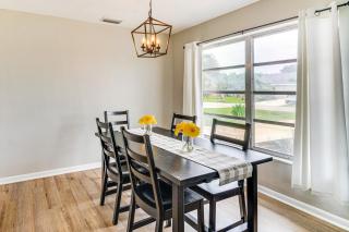 4 Mi to Dtwn Cape Coral Home with Pool and Patio - 3