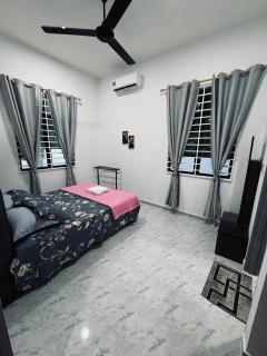 Homestay CikguMa 4 - Wi-Fi - Kota Bharu - 1