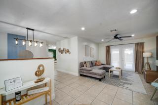 Sunrise Serenade - Sun-Soaked FLL Getaway - Pool - BBQ - Near Beaches - Sunrise - 2