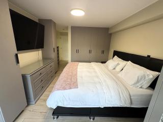 Miraflores 1 or 2 Bedrooms Executive Apartment - 7