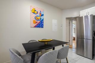 City Verve Modern 2BR in NDG MTL - 2