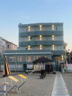 Hotel Acquamarina Viserba - Rimini - 8