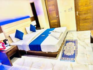 Hotel Saffron By A1Rooms - 1