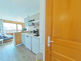 Appt 2 pièces, 6 pers, proche pistes, parking, animaux admis - FR-1-241-16 - 6