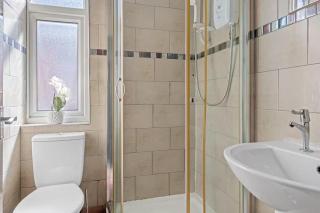 Watto Homes Studio - Sleeps 2 Parking & Central - Leicester - 4