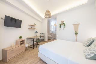 Ble Elia Parthenon Suite - Athens - 2