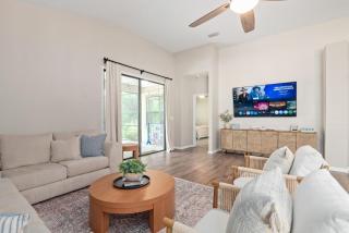 Noc Nest Family Retreat - Game Room & Cozy Lanai - - 6