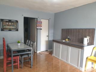 Caleb-Spacious Pad 1BRH Free WIFI - Calapan - 9