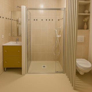 Antibes - studio terrasse et parking - piscine - 2
