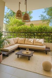 Antibes - studio terrasse et parking - piscine - 0