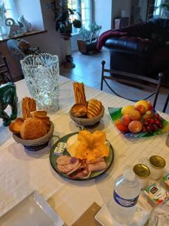 chambre d'hôtes avec petit déjeuner compris à Mégrit - 1