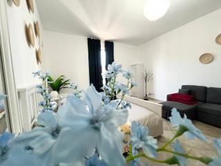 Motor City Shakespeare Circus - 4