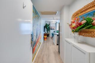 Bright 1BR in Coconut Grove King Bed Views Pool and Parking - Miami - 2