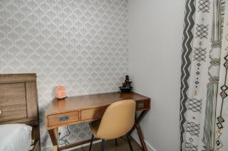 Charming Zen home with Heated Pool, Pool table, Arcade and Mini golf. - Scottsdale - 1