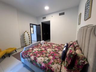 Jaddaf Pool Gym Parking - 3