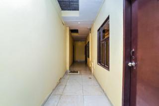 Hotel O ASHISH RESIDENCY Subway Restaurant Sec 56 - Gurgaon - 7