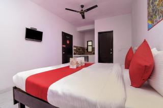 Hotel O ASHISH RESIDENCY Subway Restaurant Sec 56 - Gurgaon - 9