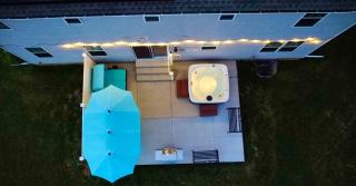 Perfect Family Getaway! Steps from Attractions - 9