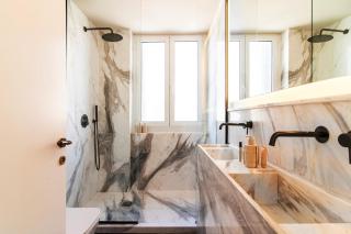 Acropolis 1910s Neoclassical Gem Marble Bathrooms - Athen - 7