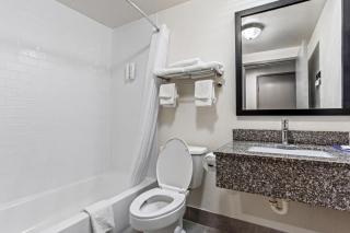 Econo Lodge - Jesup - 3