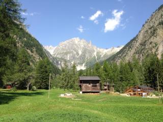 Chalet Val Ferret ideal for TMB, Hiking, Panorama - 9
