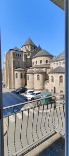 logement familial spacieux, 2 chambres , grand salon - 1