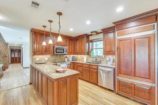 Waterfront Home with Playground Near DeGray and Caddo! - 6