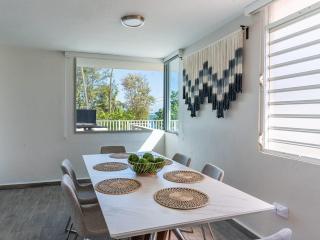 Beachfront Apt6 2BD 2BTH Oceanview Priv Ter Pool - 2