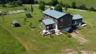 Smiths In-law suite! Pet friendly! Hot Tub! - 9